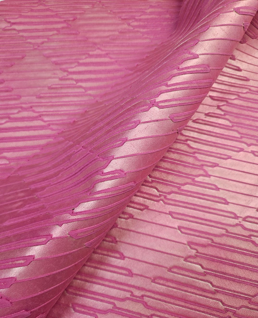 stampa-righe-e-quadri-rosa